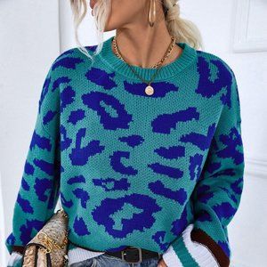 Leopard Round Neck Long Sleeve Sweater,Medium,Blue,NWT